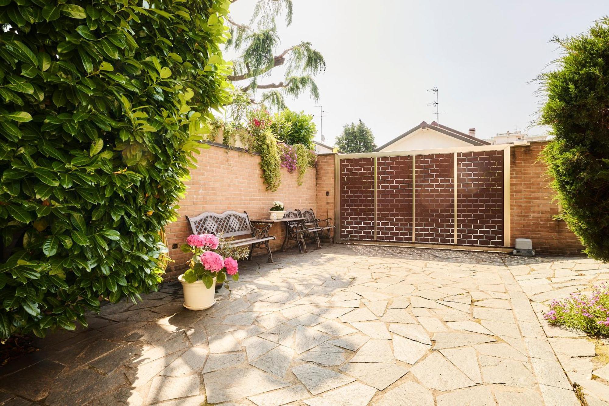 The Peaceful Apartament Close To Milan Trezzano sul Naviglio Exterior photo